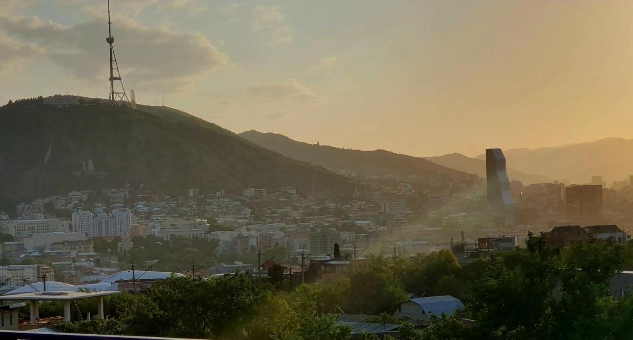Hotel Banihills Tbilisi Exteriör bild